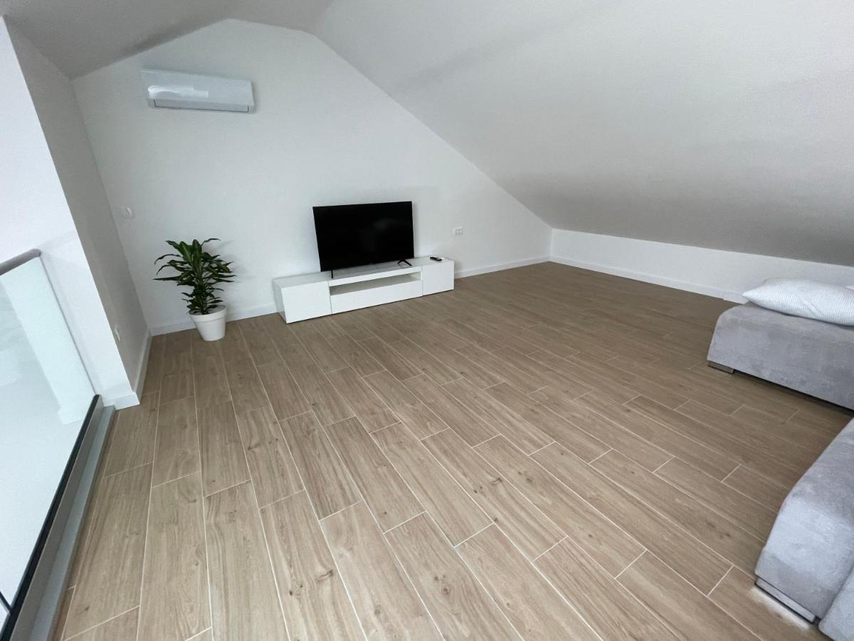 Galeria Apartment Подстрана Екстер'єр фото